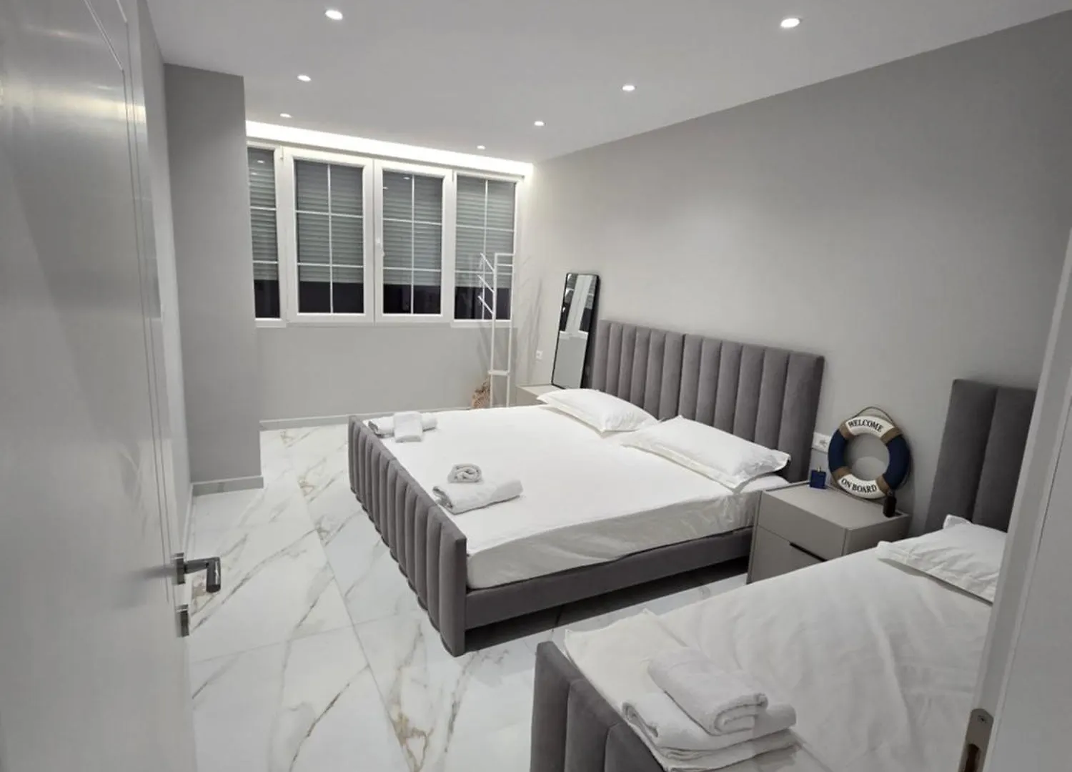 Prestige Beach Apartment Durres Albania